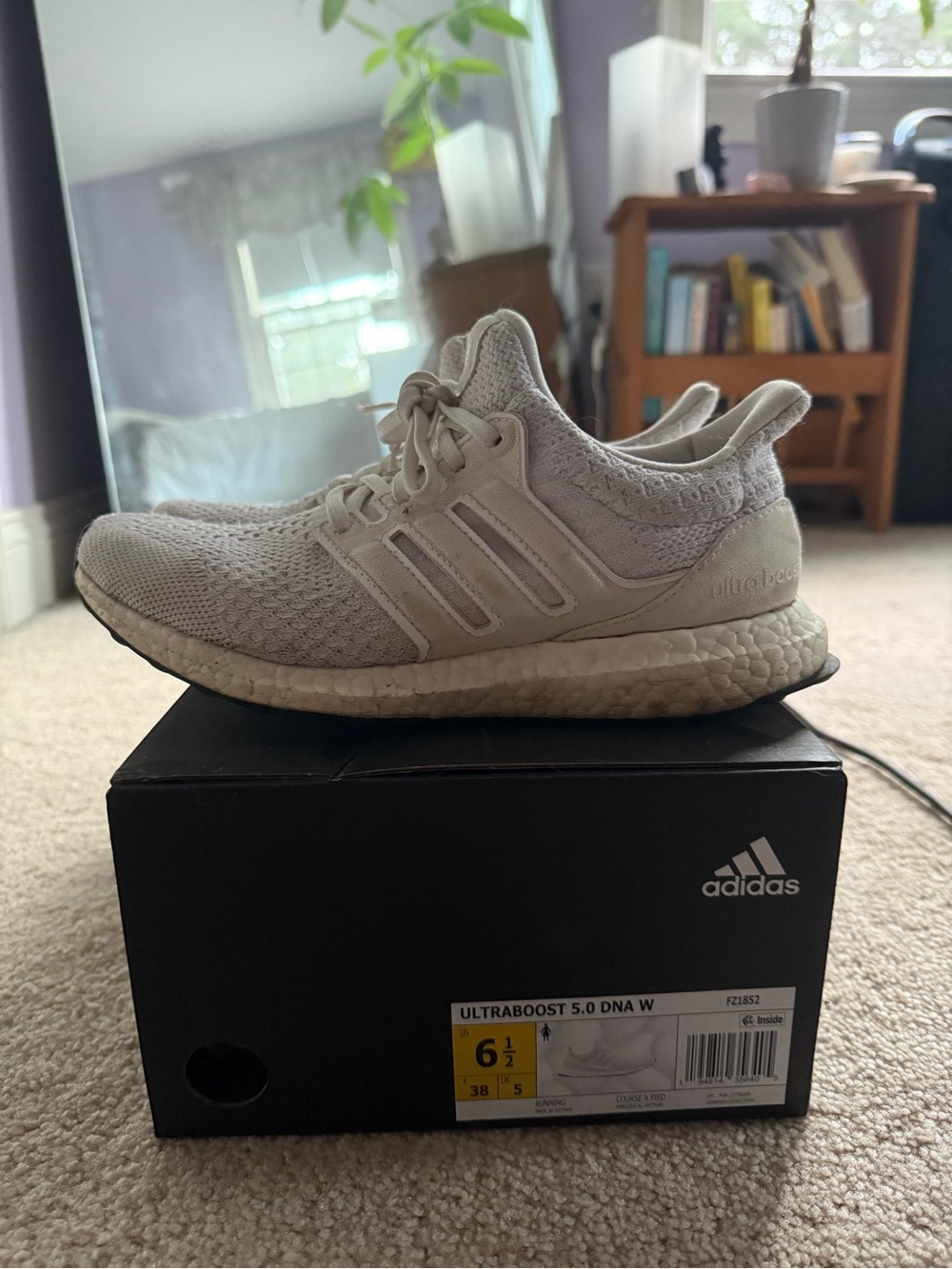 adidas Ultraboost 5.0 DNA W - White Knit Sneakers